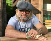 Henry Grey Tweed Cap &amp; Cloth